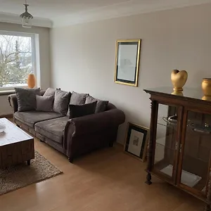  Apartment Schmuck